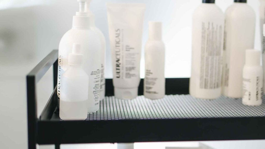 עגלת קוסמטיקה